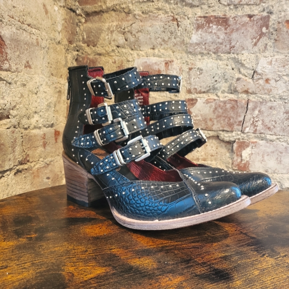 New Free Bird Felicity Size 8 Strappy Boot Heels